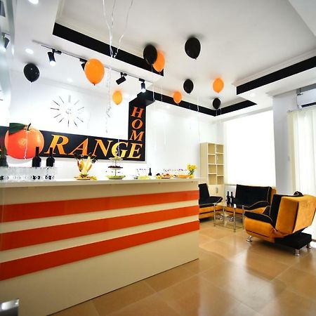 Orange Home Hotel Батуми Екстериор снимка