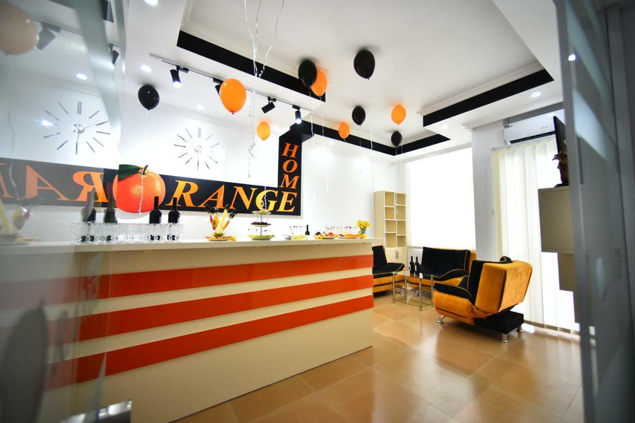 Orange Home Hotel Батуми Екстериор снимка